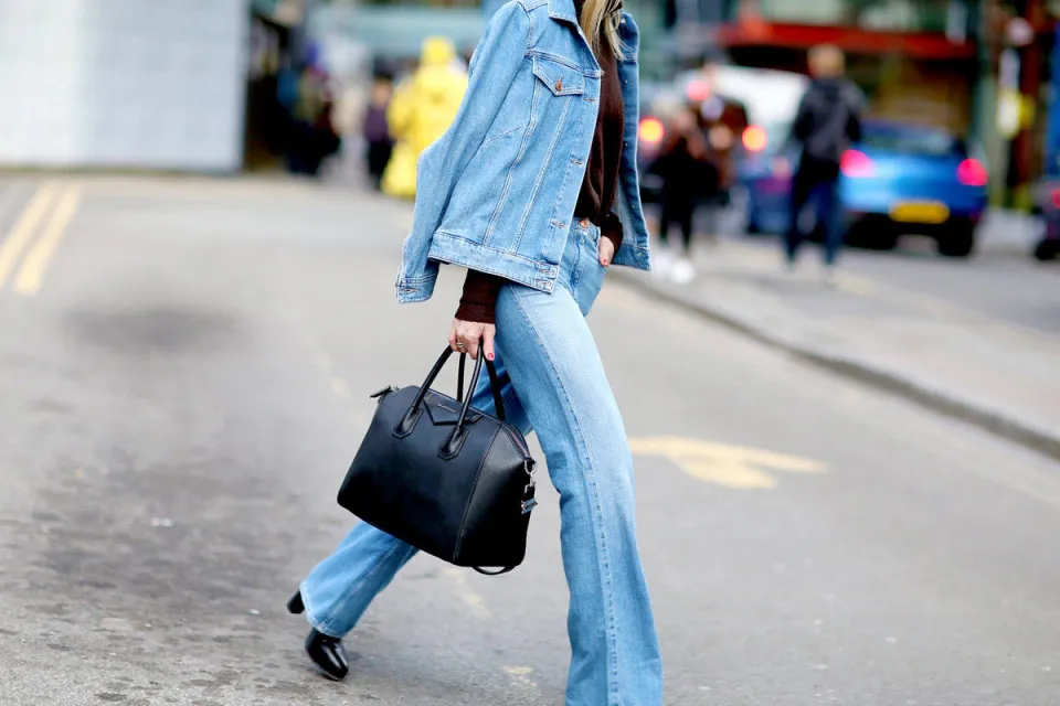 Styling Tips for Different Types of Women's Jeans
